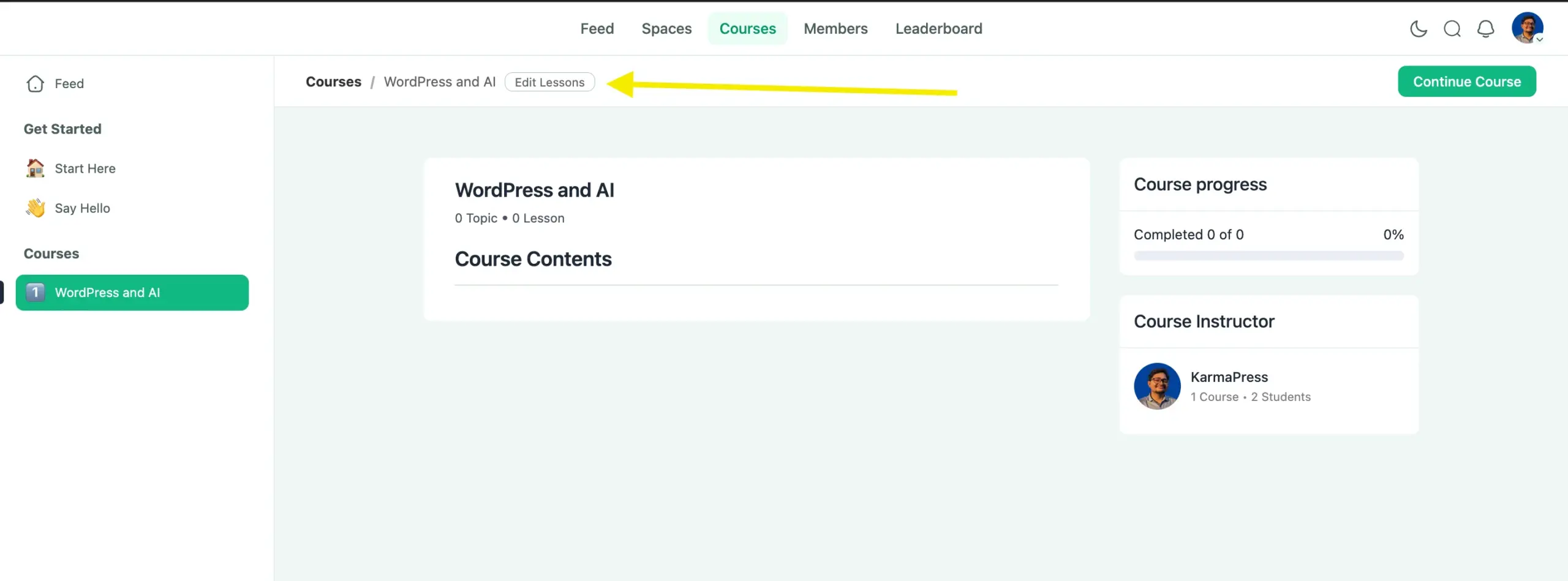 FluentCommunity course page with the 'Edit Lessons' button highlighted in yellow for managing course content.